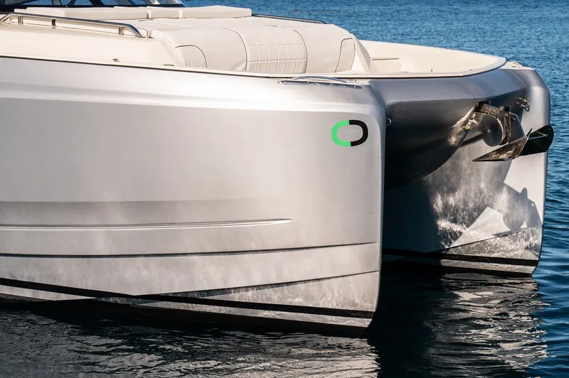 Slide: The Image of Yot Power Catamarans Yot 36 2027 - 14
