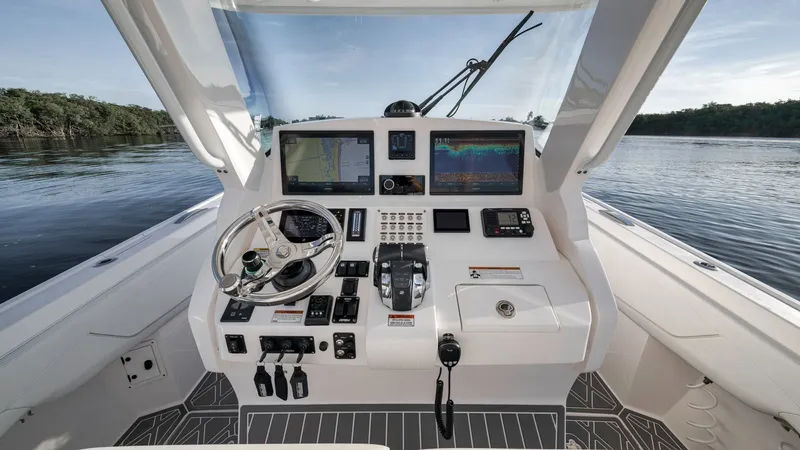 Slide: The Image of Intrepid 375 Nomad Se 2022 - 17