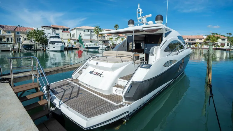 Slide: The Image of Sunseeker Predator 52 2009 - 2