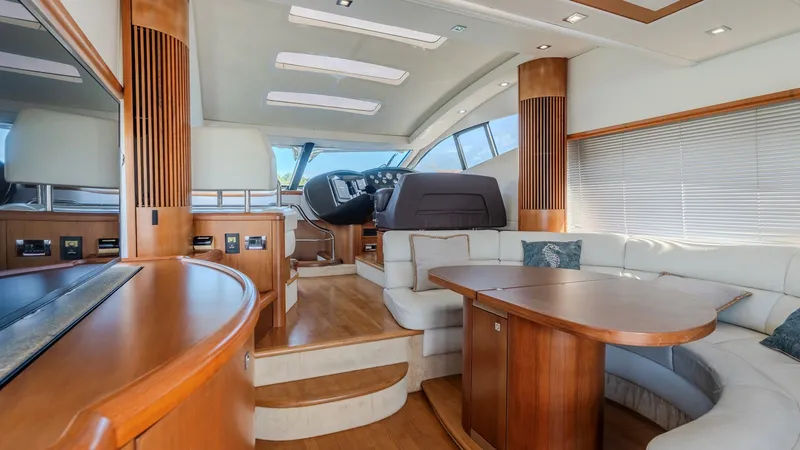 Slide: The Image of Sunseeker Predator 52 2009 - 6