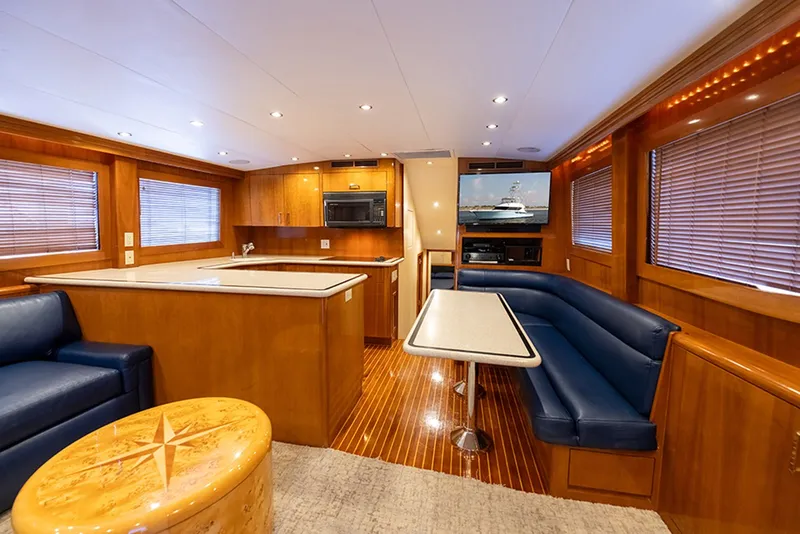 Slide: The Image of Hatteras 55 Convertible 2001 - 9