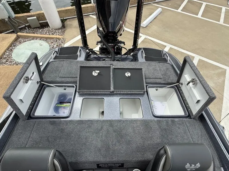Slide: The Image of Phoenix Bass Boat 721 2026 - 19
