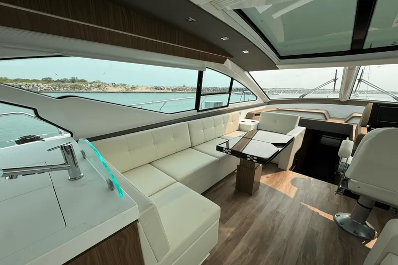 Slide: The Image of Cruisers 60 CANTIUS 2025 - 17