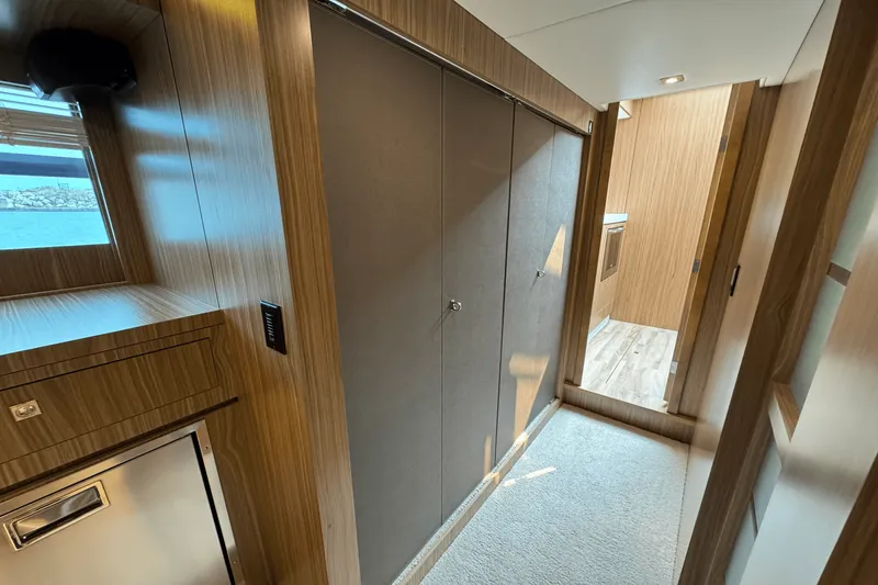 Slide: The Image of Cruisers Yachts 60 CANTIUS 2025 - 37