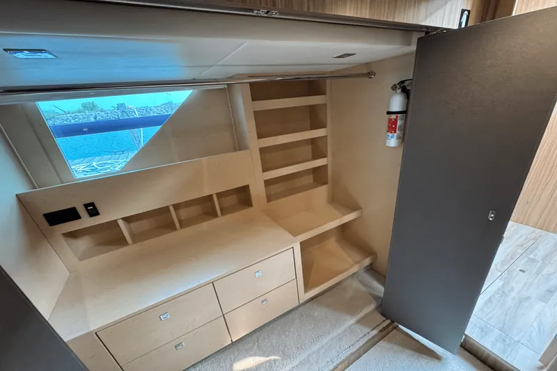 Slide: The Image of Cruisers Yachts 60 CANTIUS 2025 - 38