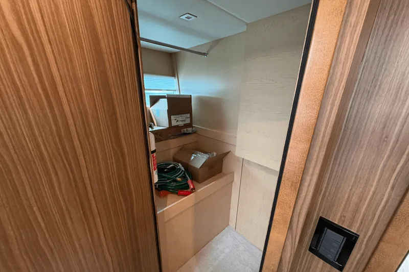 Slide: The Image of Cruisers Yachts 60 CANTIUS 2025 - 42