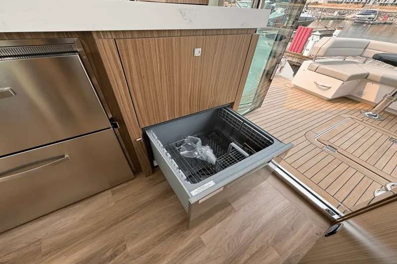 Slide: The Image of Cruisers Yachts 60 CANTIUS 2025 - 48