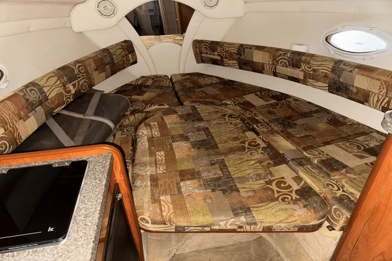 Slide: The Image of Rinker 250 FIESTA VEE 2004 - 8