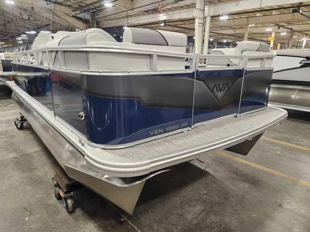 Slide: The Image of Avalon 1980 23 Venture Rear Fish 2026 - 6