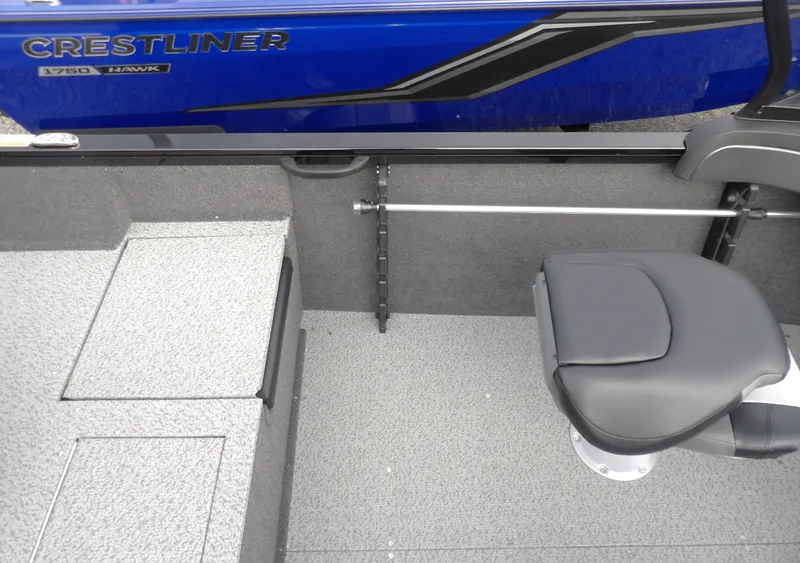 Slide: The Image of Crestliner 1650 Hawk 2027 - 14