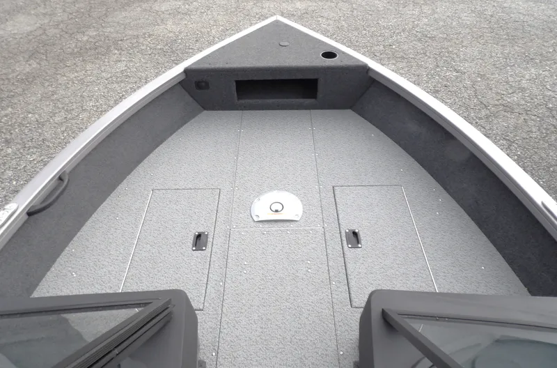Slide: The Image of Crestliner 1650 Hawk 2027 - 4