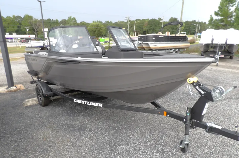 Slide: The Image of Crestliner 1650 Hawk 2027 - 2