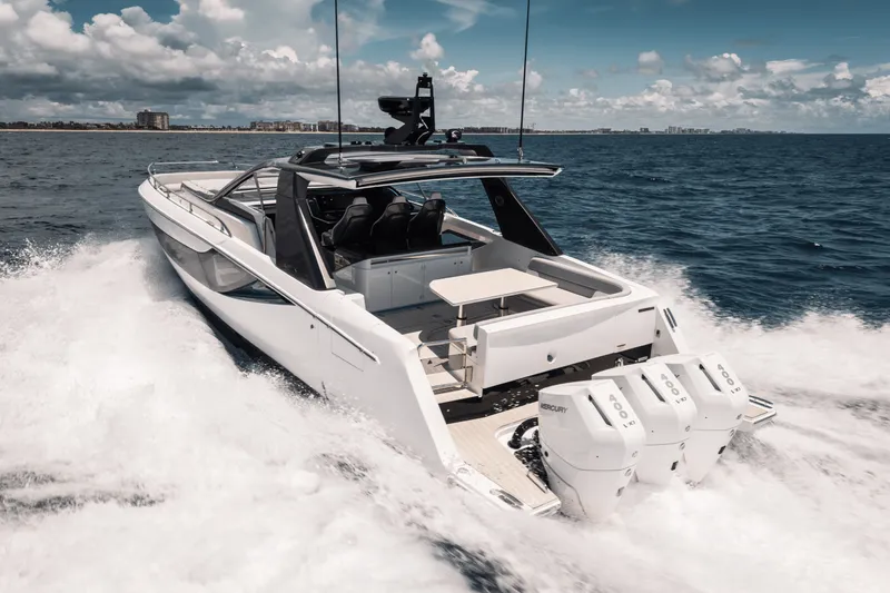 Slide: The Image of Azimut Verve 42 2026 - 46