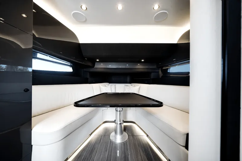 Slide: The Image of Azimut Verve 42 2026 - 20