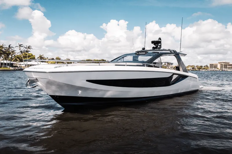 Slide: The Image of Azimut Verve 42 2026 - 33