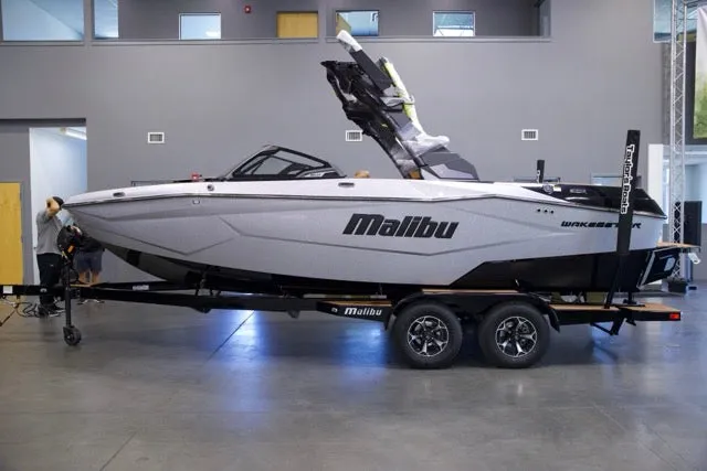 The Image of Malibu 22 LSV 2026 - 0