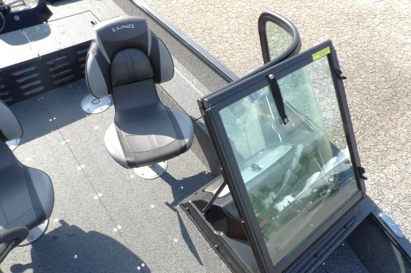 Slide: The Image of Lund 1650 Angler Sport 2027 - 10