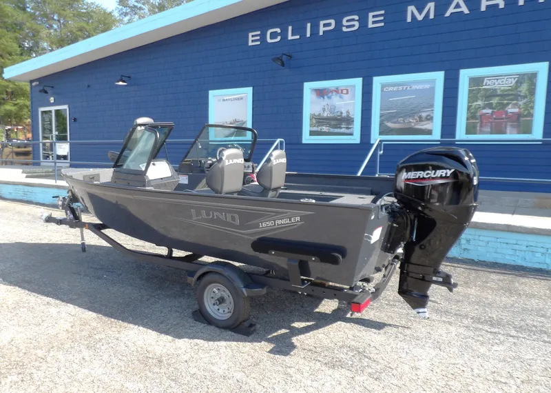 Slide: The Image of Lund 1650 Angler Sport 2027 - 1