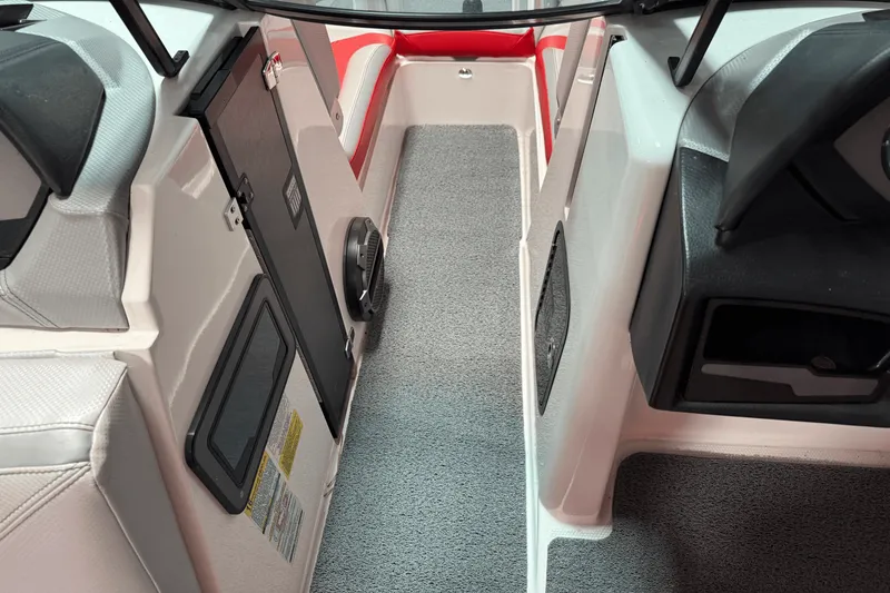 Slide: The Image of Mastercraft X STAR 2018 - 22