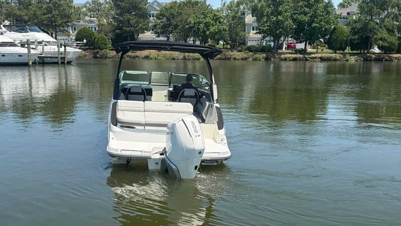 Slide: The Image of Sea Ray SLX 260 Outboard 2026 - 2
