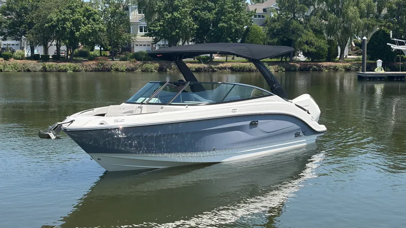 Slide: The Image of Sea Ray SLX 260 Outboard 2026 - 5