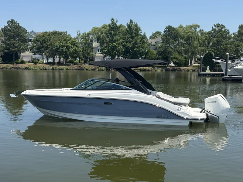Slide: The Image of Sea Ray SLX 260 Outboard 2026 - 4