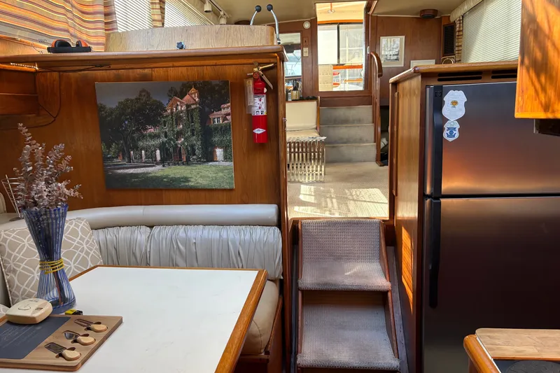 Slide: The Image of Californian 53 Cockpit Motor Yacht 1987 - 7