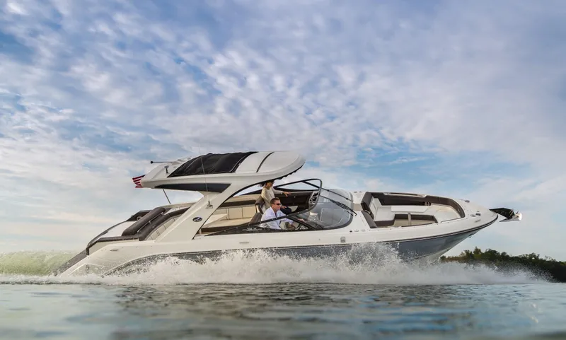 Slide: The Image of Sea Ray 310 SLX 2016 - 4