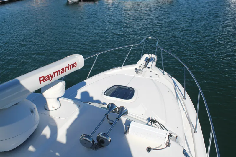 Slide: The Image of Boston Whaler 345 CONQUEST 2020 - 17