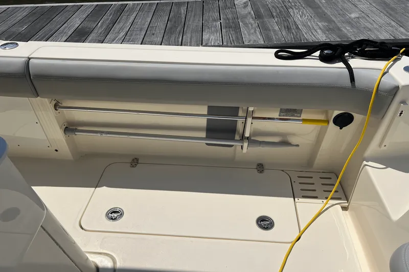 Slide: The Image of Scout 305 LXF 2022 - 30