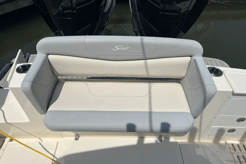 Slide: The Image of Scout 305 LXF 2022 - 7