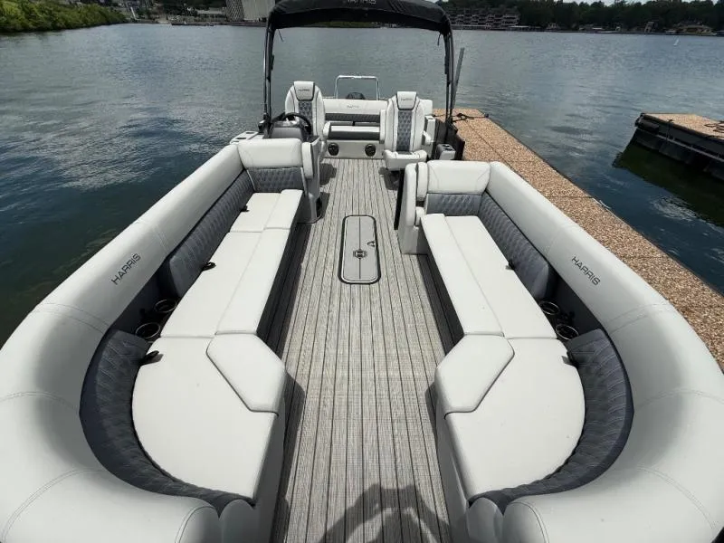 Slide: The Image of Harris CRUISER 250 2026 - 3