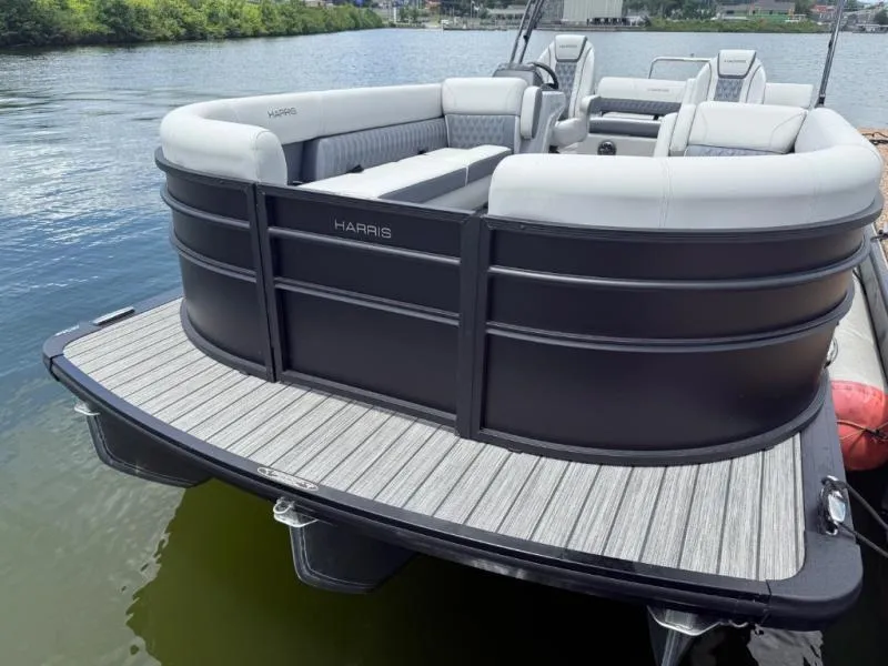 Slide: The Image of Harris CRUISER 250 2026 - 1
