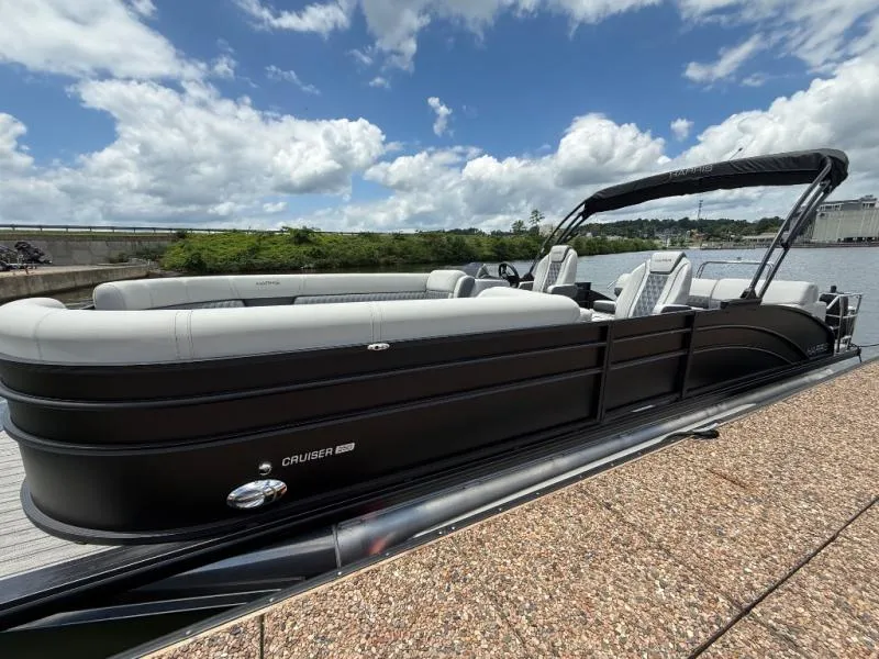 Slide: The Image of Harris CRUISER 250 2026 - 4