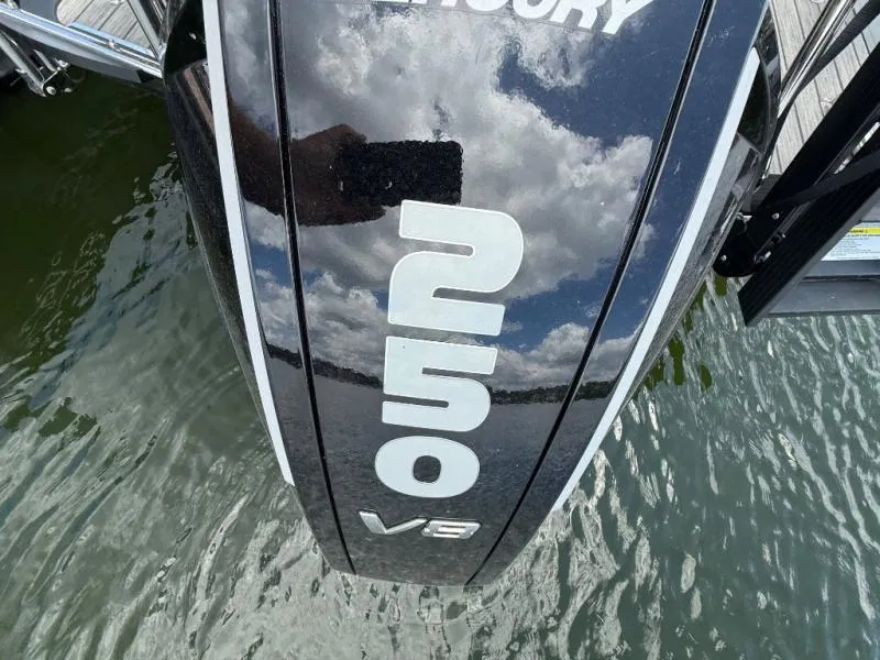 Slide: The Image of Harris CRUISER 250 2026 - 14