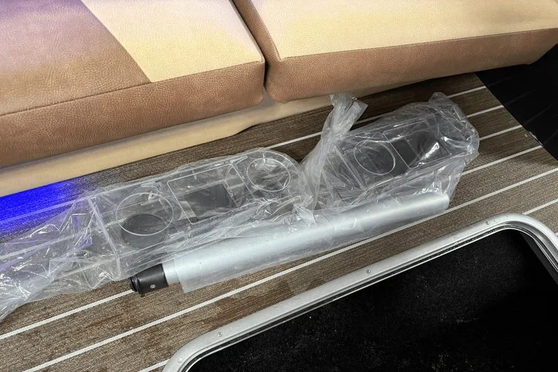 Slide: The Image of Premier 270 Super Sport 2025 - 26