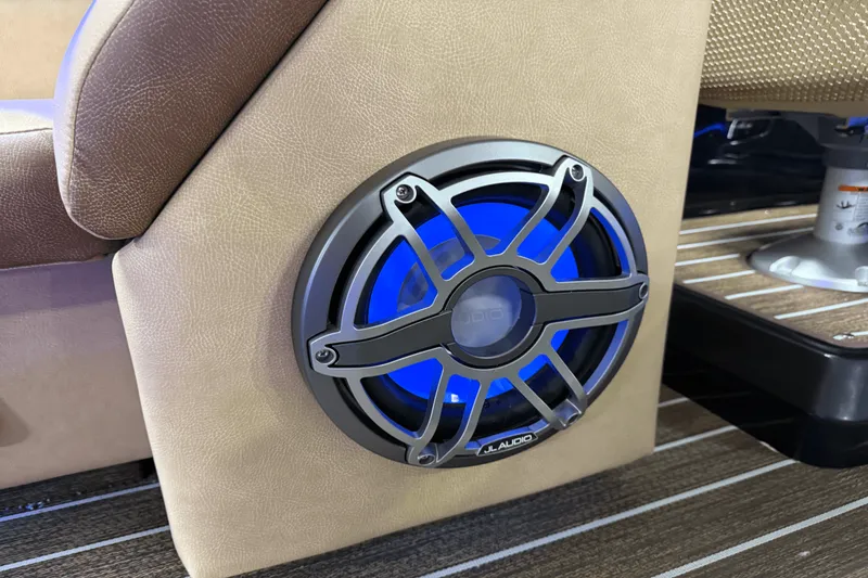 Slide: The Image of Premier 270 Super Sport 2025 - 52