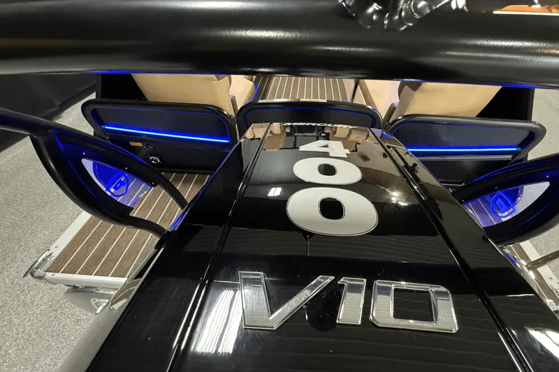 Slide: The Image of Premier 270 Super Sport 2025 - 63