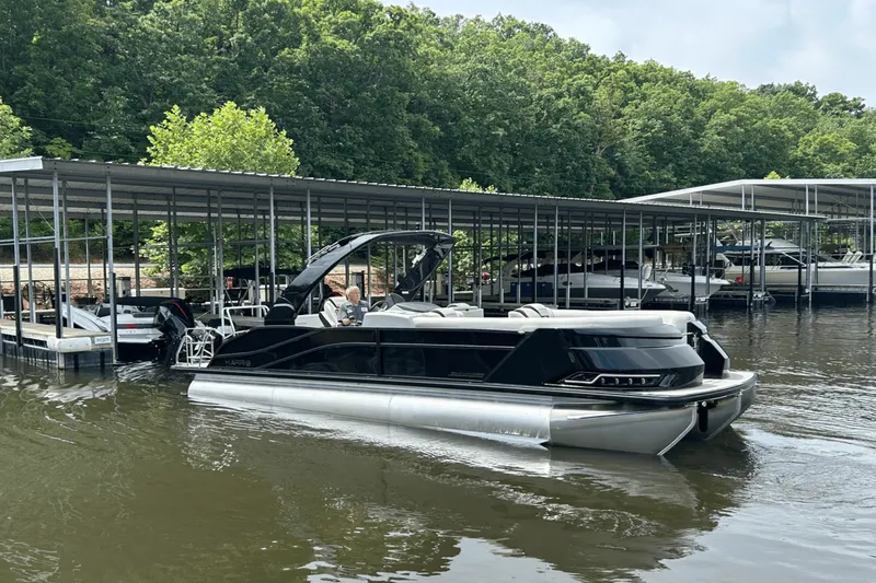 The Image of Harris Grand Mariner 250 2025 - 0