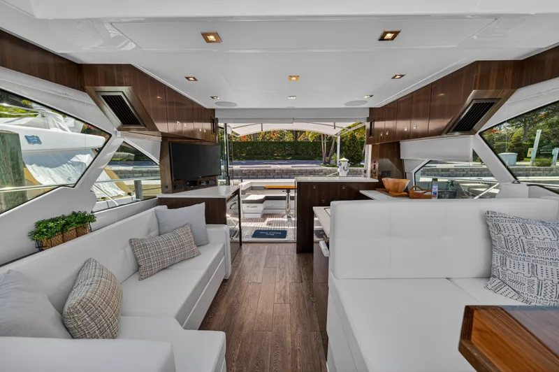 Slide: The Image of Cruisers 50 CANTIUS 2023 - 42