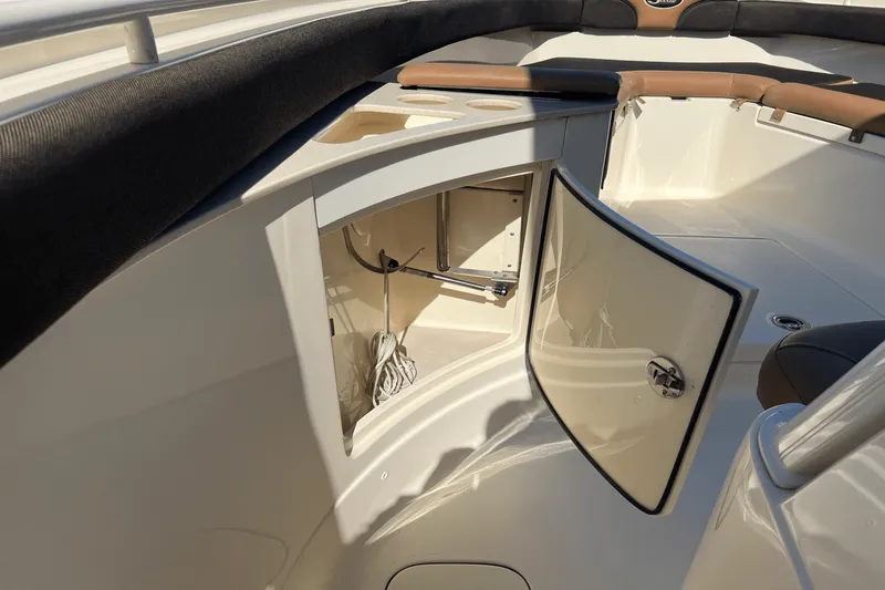 Slide: The Image of Scout 275 LXF 2014 - 19