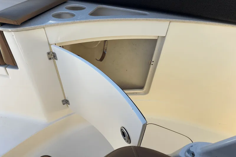 Slide: The Image of Scout 275 LXF 2014 - 20