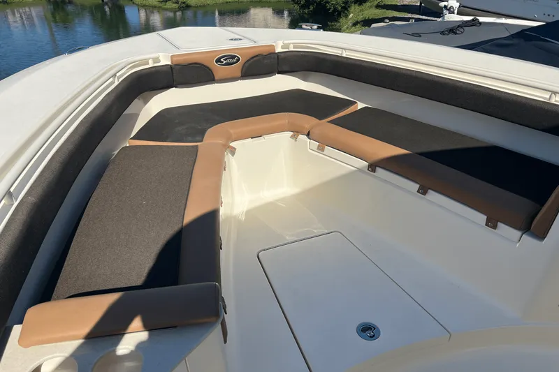 Slide: The Image of Scout 275 LXF 2014 - 21