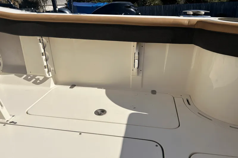 Slide: The Image of Scout 275 LXF 2014 - 25