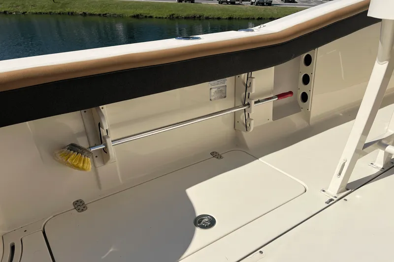 Slide: The Image of Scout 275 LXF 2014 - 26