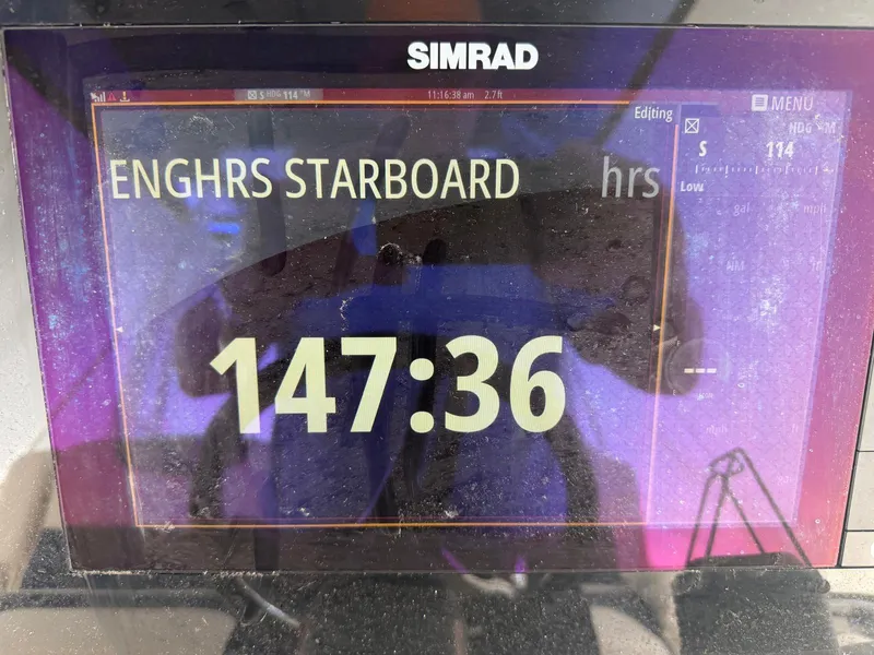 Slide: The Image of Robalo R302 CENTER CONSOLE 2017 - 19