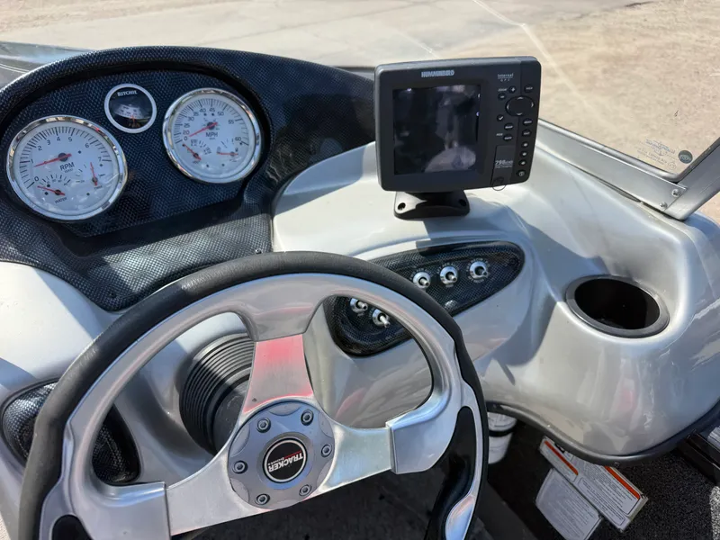 Slide: The Image of Tracker TARGA V18WT 2011 - 30