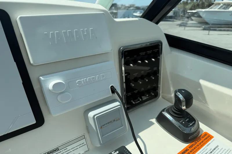 Slide: The Image of Cobia 280 DC 2018 - 33