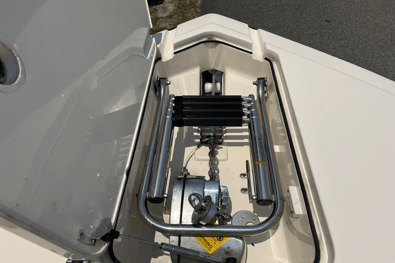 Slide: The Image of Scout 255 DORADO 2017 - 25