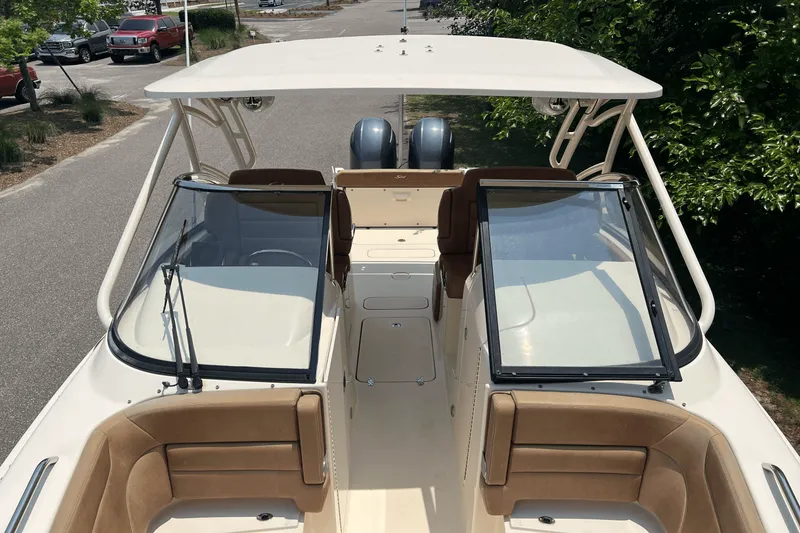 Slide: The Image of Scout 255 DORADO 2017 - 26